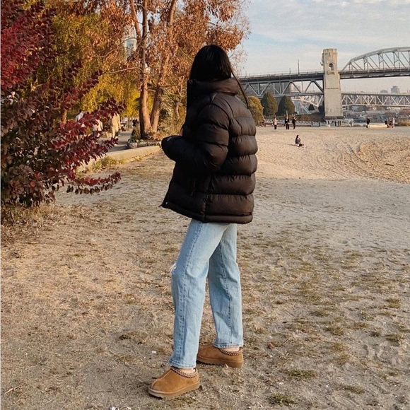 Levi’s Ribcage Straight Jeans - Picture 3 of 7